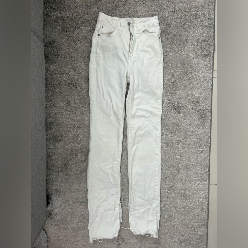 Zara Women's Straight Leg Jeans in White